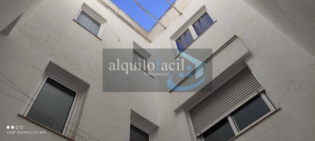 EDIFICIO EN VENTA, TOTALMENTE REFORMADO photo 0