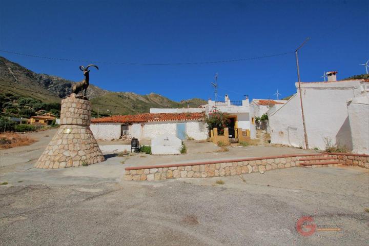 Terreno Urbanizable En venta en Lagos, Vélez De Benaudalla photo 0