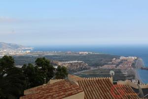 Villa En venta en Monte De Los Almendros, Salobreña photo 0