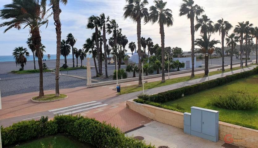 Piso En venta en Playa Poniente, Motril photo 0