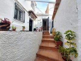 Casa En venta en Alta, Vélez De Benaudalla photo 0