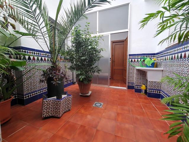 Casa En venta en Centro, Vélez De Benaudalla photo 0