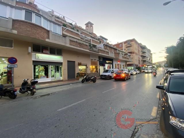 Local En venta en P4, Almuñécar photo 0