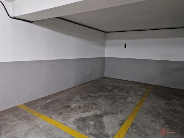 Parking En venta en Centro, Salobreña photo 0