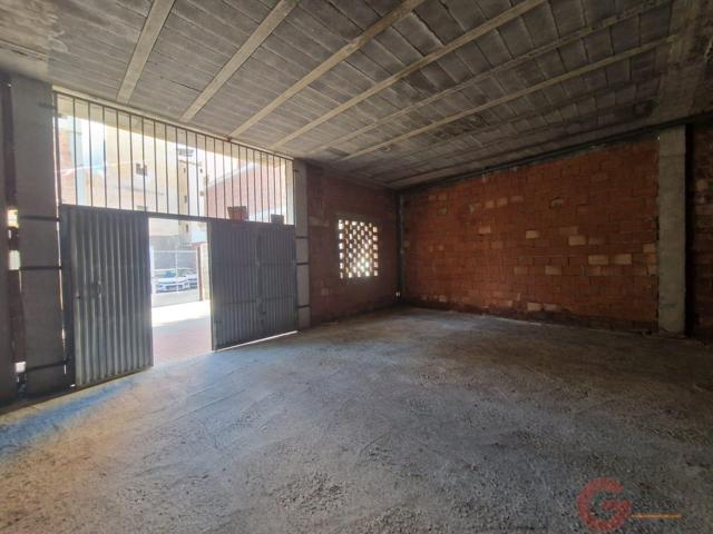 Local En venta en Centro, Molvízar photo 0