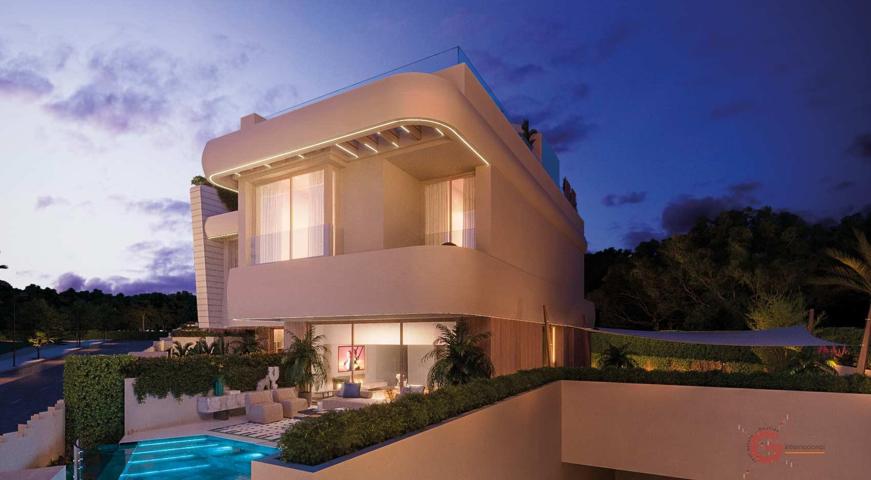 Villa En venta en Playa, Marbella photo 0