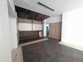 Local En venta en Centro, Motril photo 0