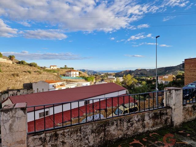 Piso En venta en La Puente, Molvízar photo 0