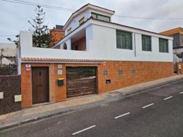 VENTA DE CHALET EN PLAYA DEL HOMBRE photo 0