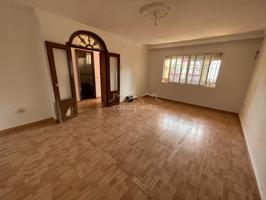 Casa - Chalet en venta en Montequinto de 120 m2 photo 0