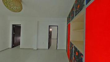 Casa - Chalet en venta en LORA DEL RÍO de 134 m2 photo 0