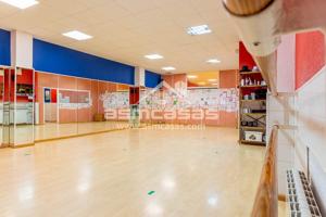 LOCAL COMERCIAL AMPLIO EN BENICASIM PUEBLO photo 0