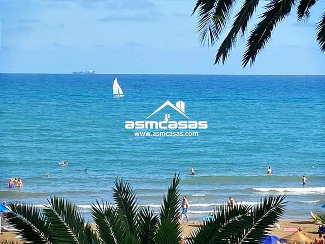 Apartamento en el voramar en primera linea de playa con vistar la mar photo 0
