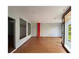 Local En venta en Oviedo photo 0