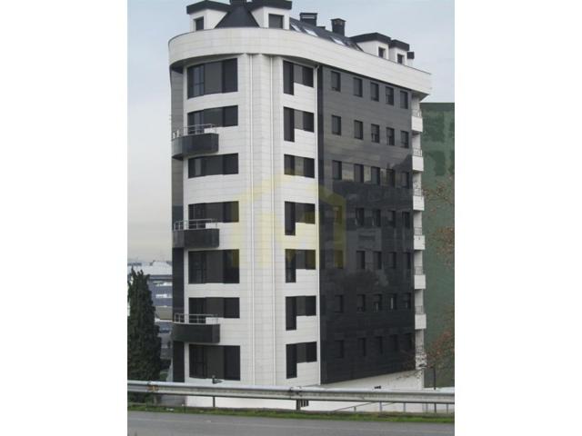 Local En venta en Cerdeño - El Palais - Mercadín, Oviedo photo 0