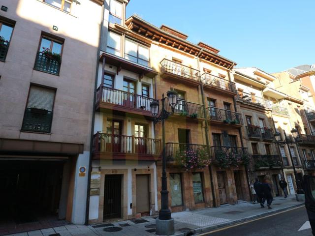 Piso En venta en Oviedo photo 0