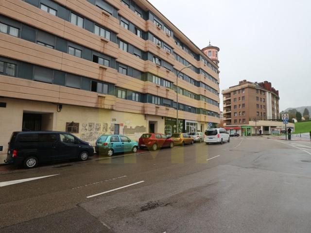 Local En alquiler en Vallobín, Oviedo photo 0