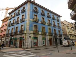 Piso En venta en Oviedo photo 0