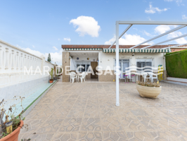 Casa De Campo En venta en El Campello photo 0