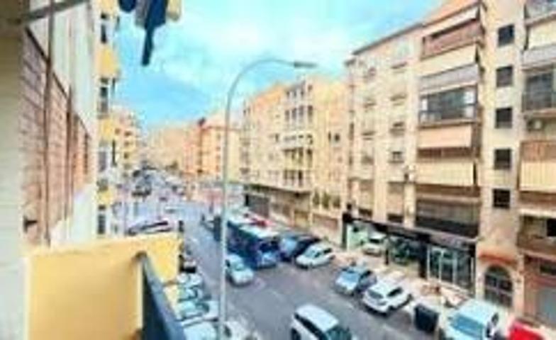 PISO DE 3 HABS EN LA AVD, CERCANO AL HOSPITAL REGIONAL photo 0