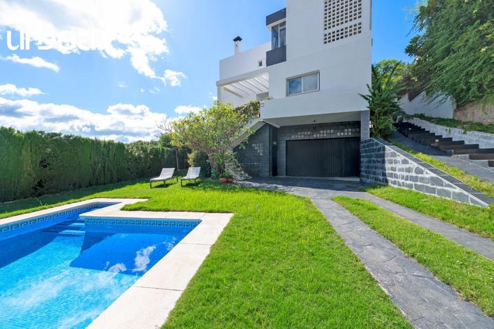 Estupendo Chalet con piscina photo 0