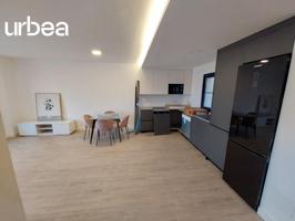 PISO DE 2 HABS, TOTALMENTE REFORMADO ORIENTACIÓN SUR CERCANO CARLOS HAYA photo 0