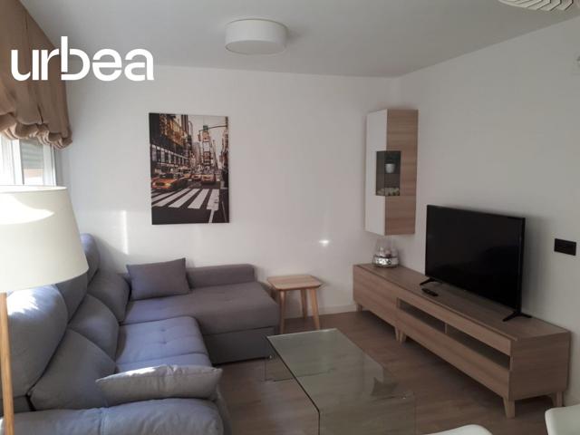 MALAGUETA. Espectacular piso de alquiler de 3 habs, 2 baños y garaje en Málaga Capital photo 0