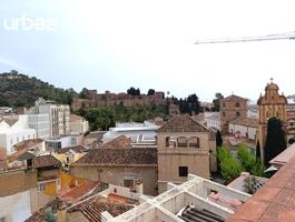 Piso En venta en Centro Histórico, Málaga photo 0