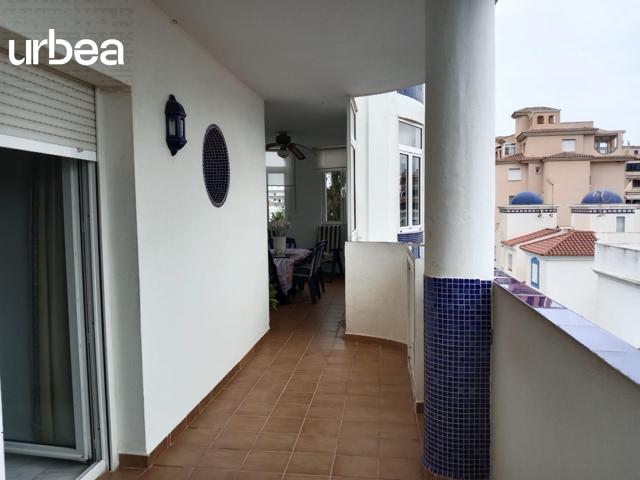 GRAN PISO CON VISTAS AL RECINTO Y PISCINA CON UNA TERRAZA SOLEADA photo 0