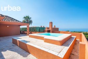 Ático Dúplex con Piscina Privada y Espectaculares Vistas al Mar en Cabopino, Marbella photo 0