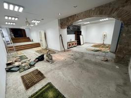LOCAL EN ZONA PEATONAL photo 0