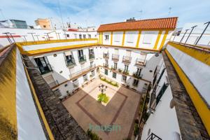 Pisos y Casas a la Venta en Calle Águilas - Sevilla (Sevilla) | Trovimap