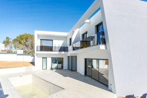 Villa En venta en Sant Pere de Ribes photo 0