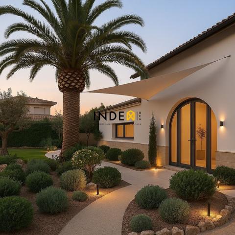 Villa En venta en Torredembarra photo 0