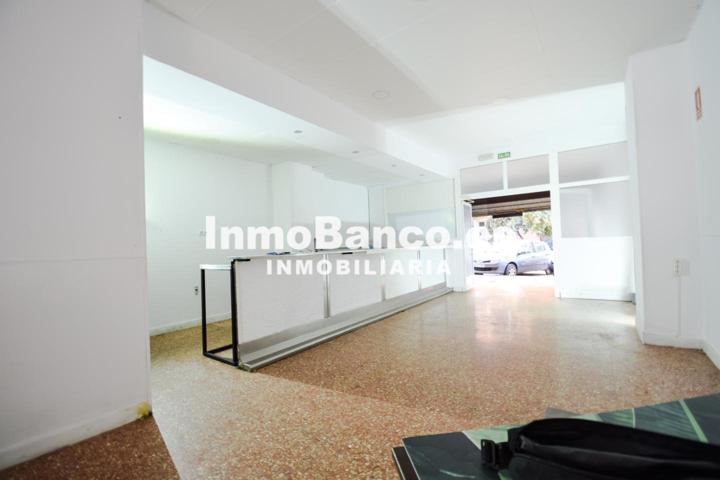 Local en venta en València de 109 m2 photo 0