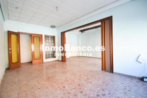 Casa - Chalet en venta en València de 258 m2 photo 0
