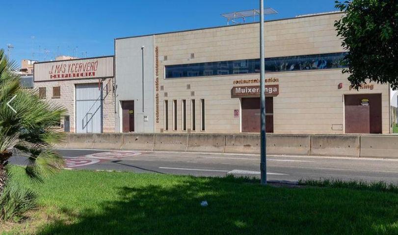 Nave Industrial en venta en Algemesí de 2377 m2 photo 0