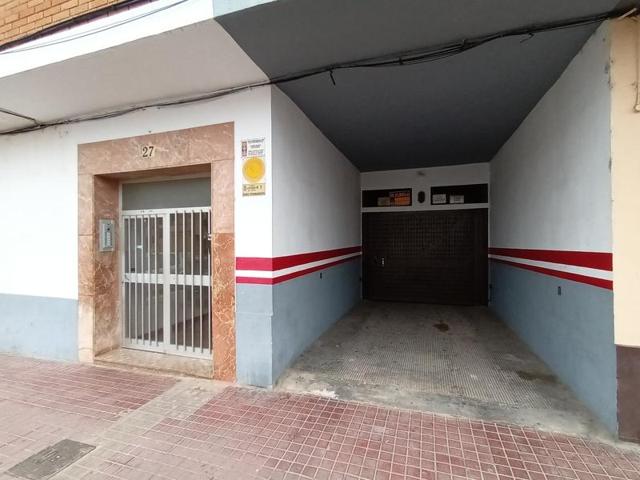 Plaza De Parking en venta en Chiva de 21 m2 photo 0