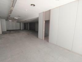 Local en venta en Picassent de 214 m2 photo 0