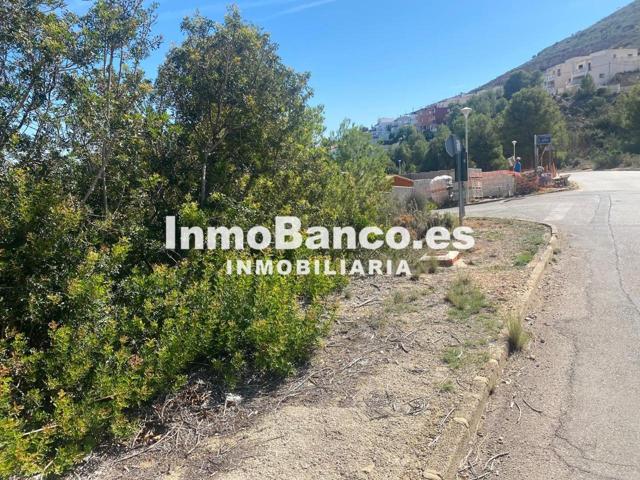 Terreno en venta en Chiva de 1042 m2 photo 0