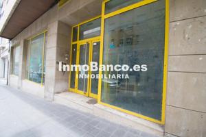 Local en venta en Quart de Poblet de 140 m2 photo 0