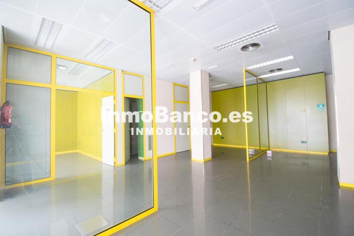 Local en venta en Quart de Poblet de 140 m2 photo 0