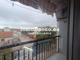 Piso en venta en Tavernes Blanques de 89 m2 photo 0