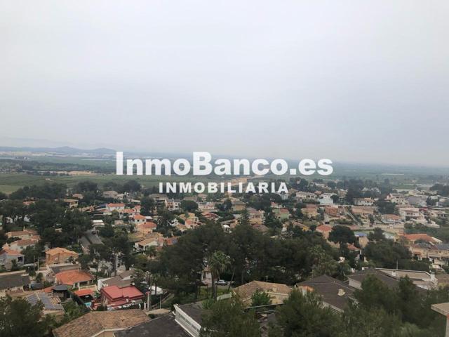 Edificio en venta en Chiva de 200 m2 photo 0