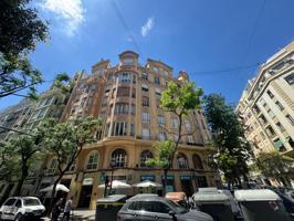 Piso en venta en València de 107 m2 photo 0