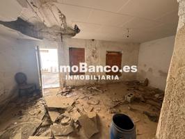 Casa - Chalet en venta en Requena de 173 m2 photo 0