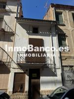 Casa - Chalet en venta en Utiel de 102 m2 photo 0