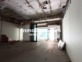 Local en venta en Alberic de 132 m2 photo 0