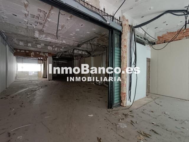 Local en venta en Alberic de 132 m2 photo 0