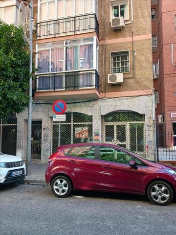 Piso en venta en Sevilla de 106 m2 photo 0